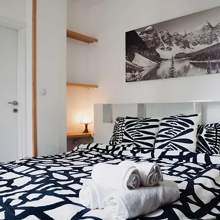 Seasons Bansko- Mountain View バンスコ